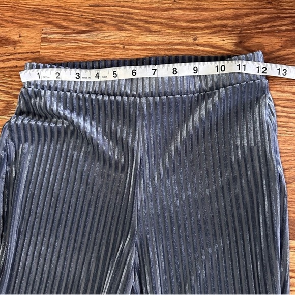 🆕 High Waist Flare Leg Pants Size XS - Picture 4 of 8